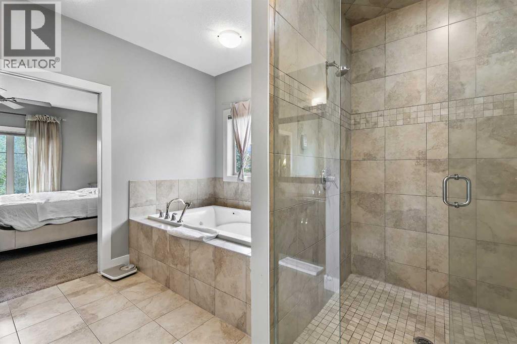 22 Wendham Place SW, Calgary, Alberta  T3H 0R6 - Photo 28 - A2294143