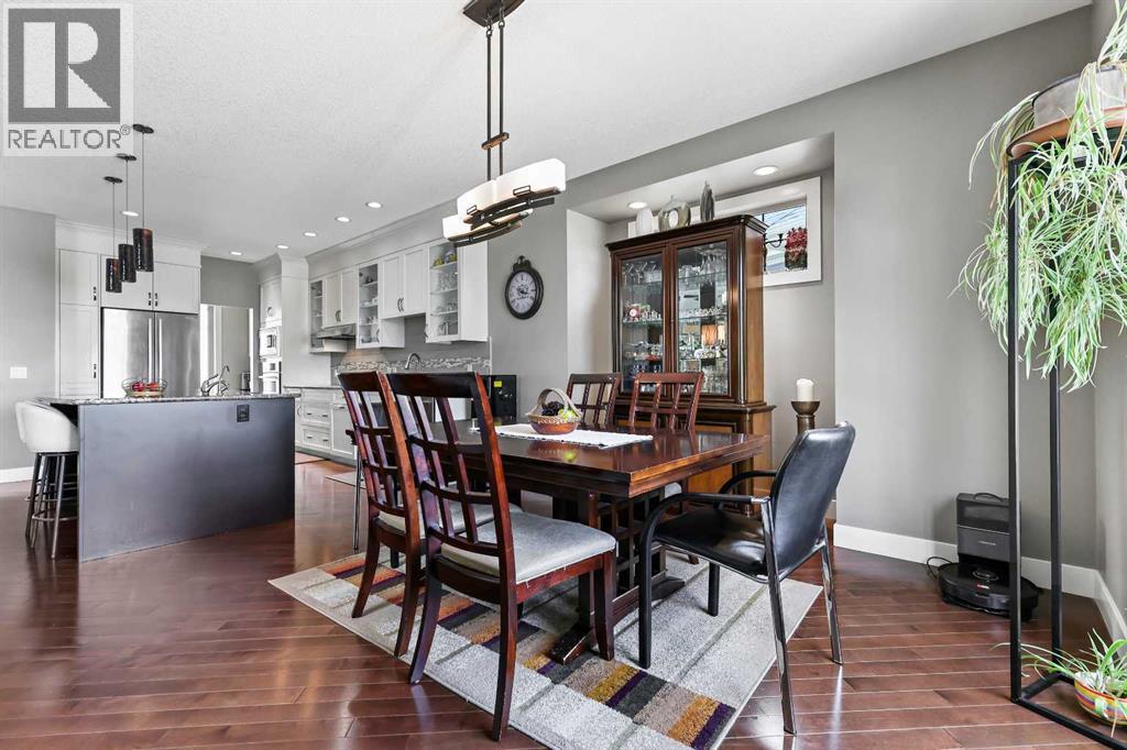 22 Wendham Place SW, Calgary, Alberta  T3H 0R6 - Photo 17 - A2294143