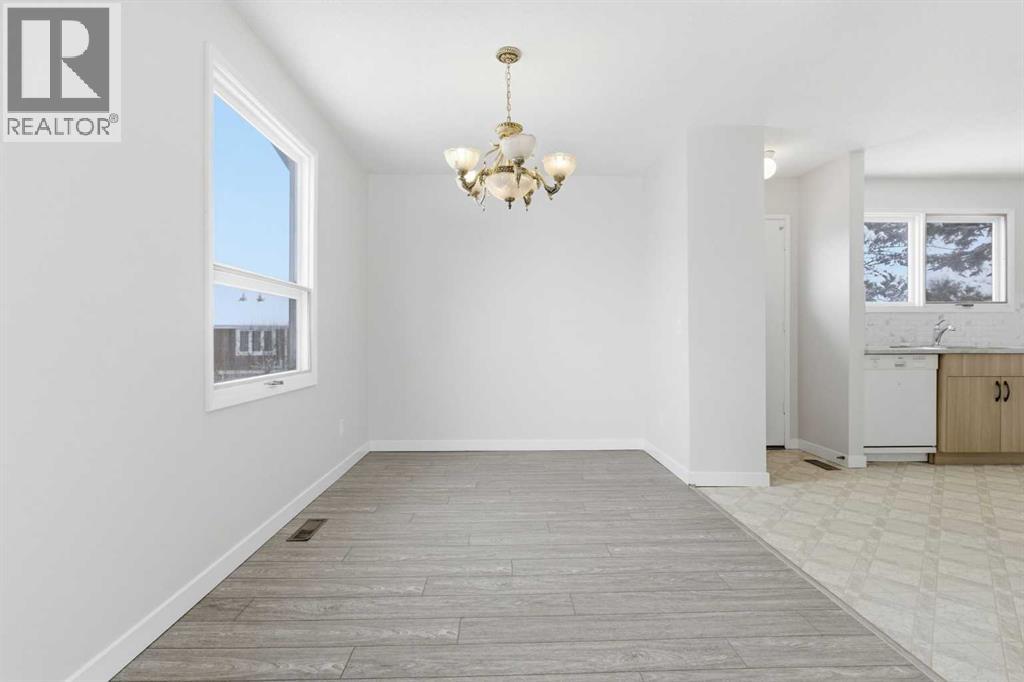 32 Fonda Mews SE, Calgary, Alberta  T2A 5S5 - Photo 15 - A2298267