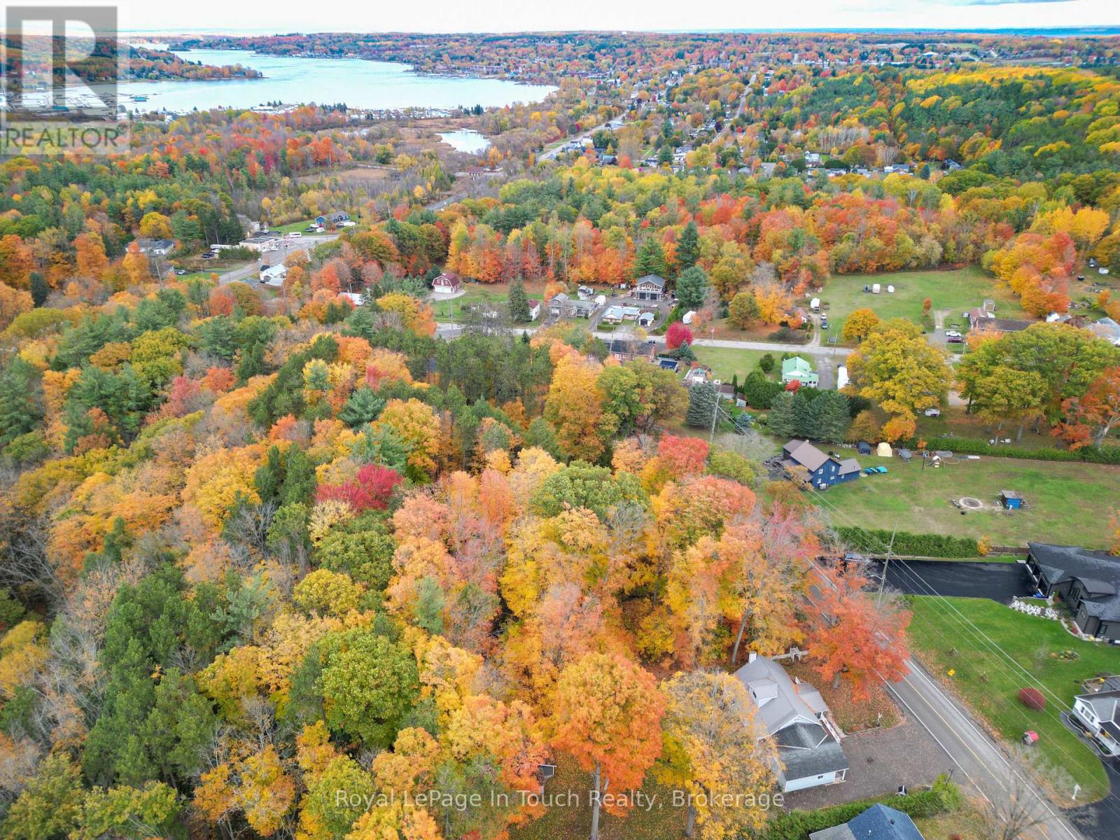 748 Overhead Bridge Road, Tiny, Ontario  L9M 0V6 - Photo 11 - S12956082