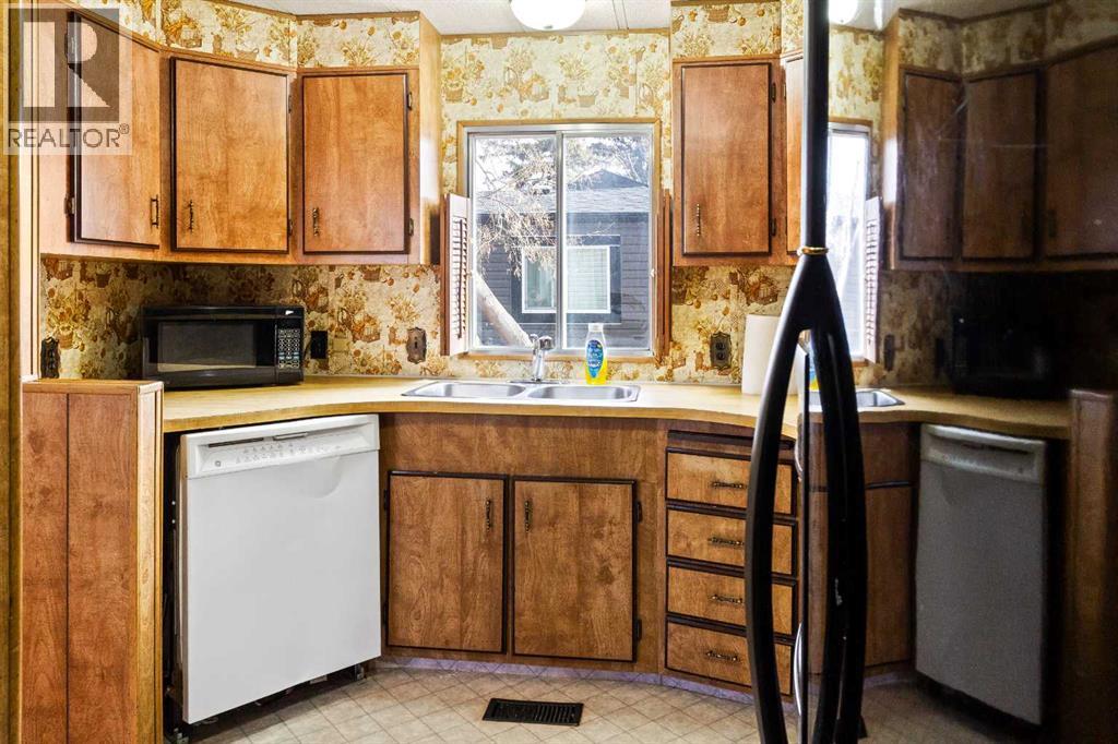 110, 1410 43 Street S, Lethbridge, Alberta  T1k 3S5 - Photo 15 - A2290465