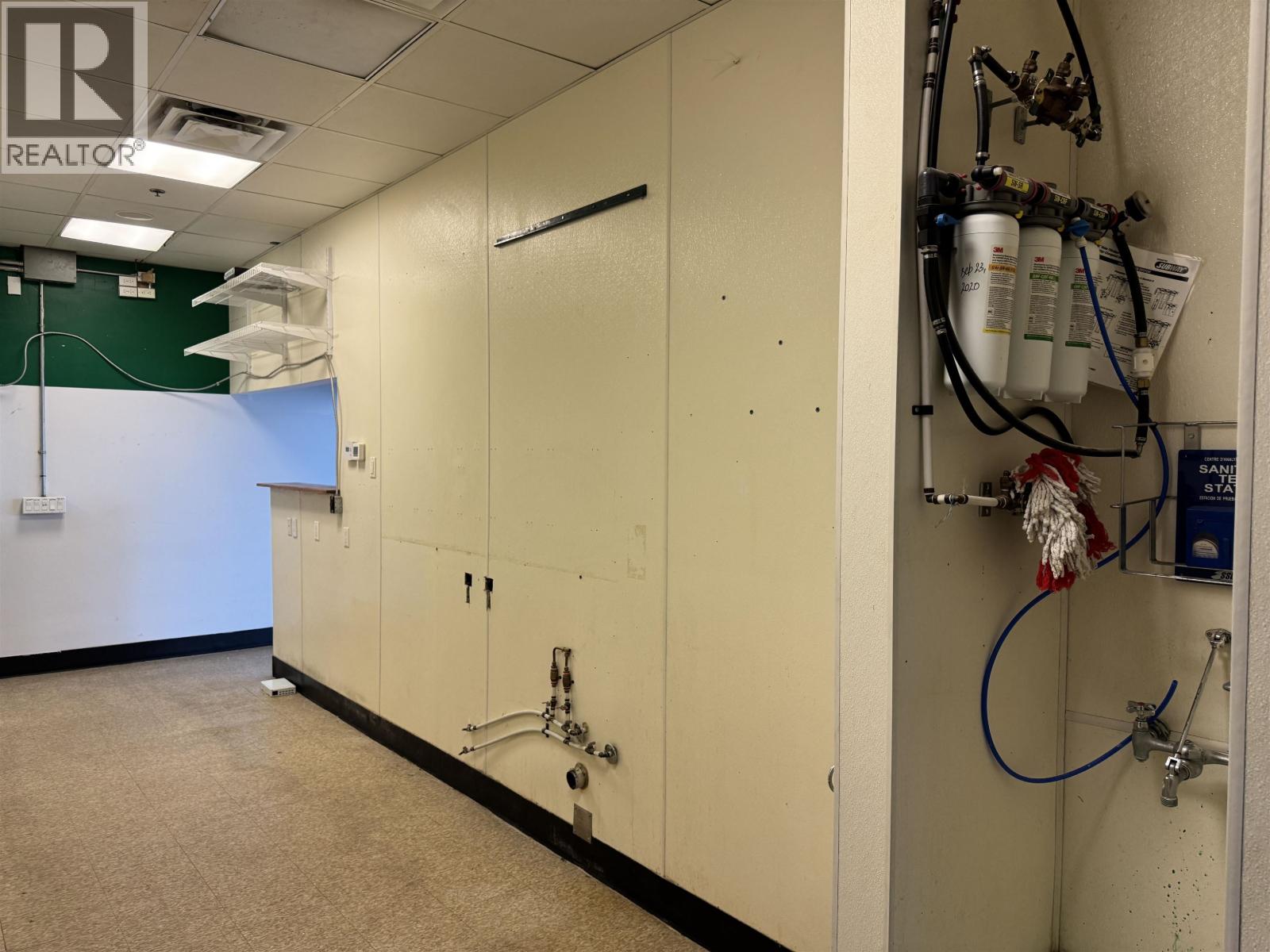 98 E Broadway, Vancouver, British Columbia  V5T 1V6 - Photo 8 - C8077438