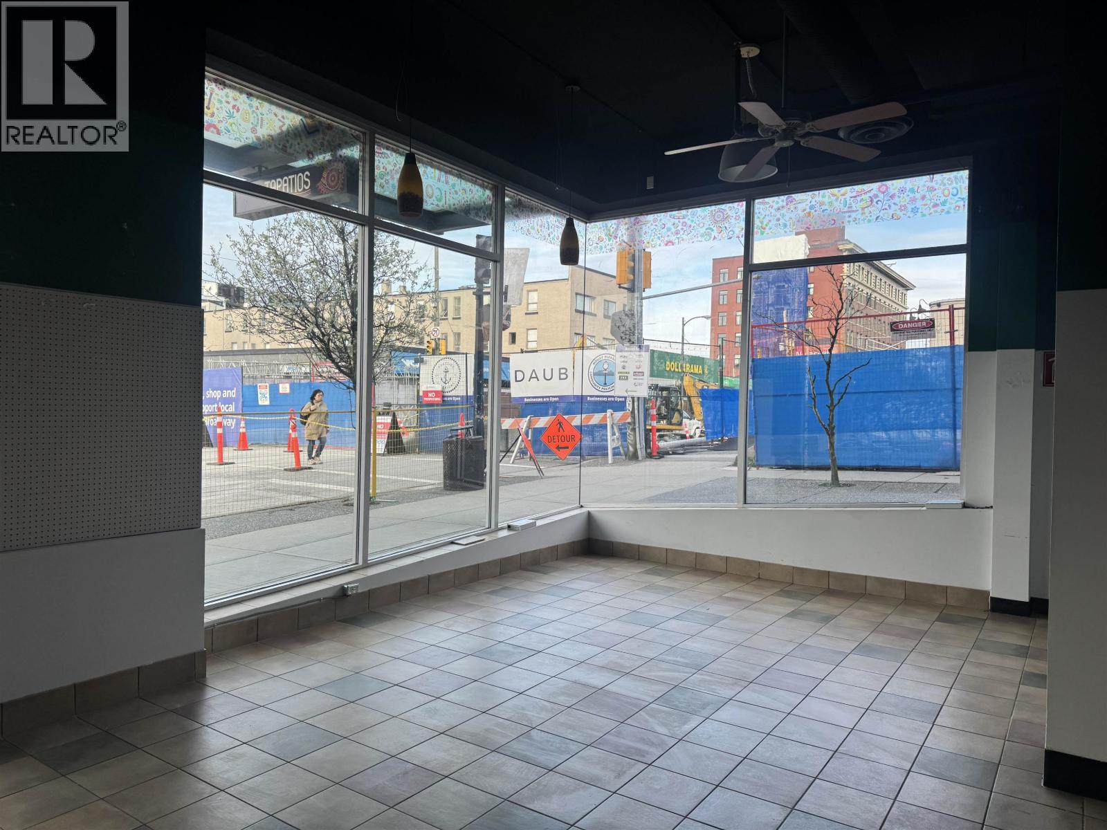 98 E Broadway, Vancouver, British Columbia  V5T 1V6 - Photo 3 - C8077438