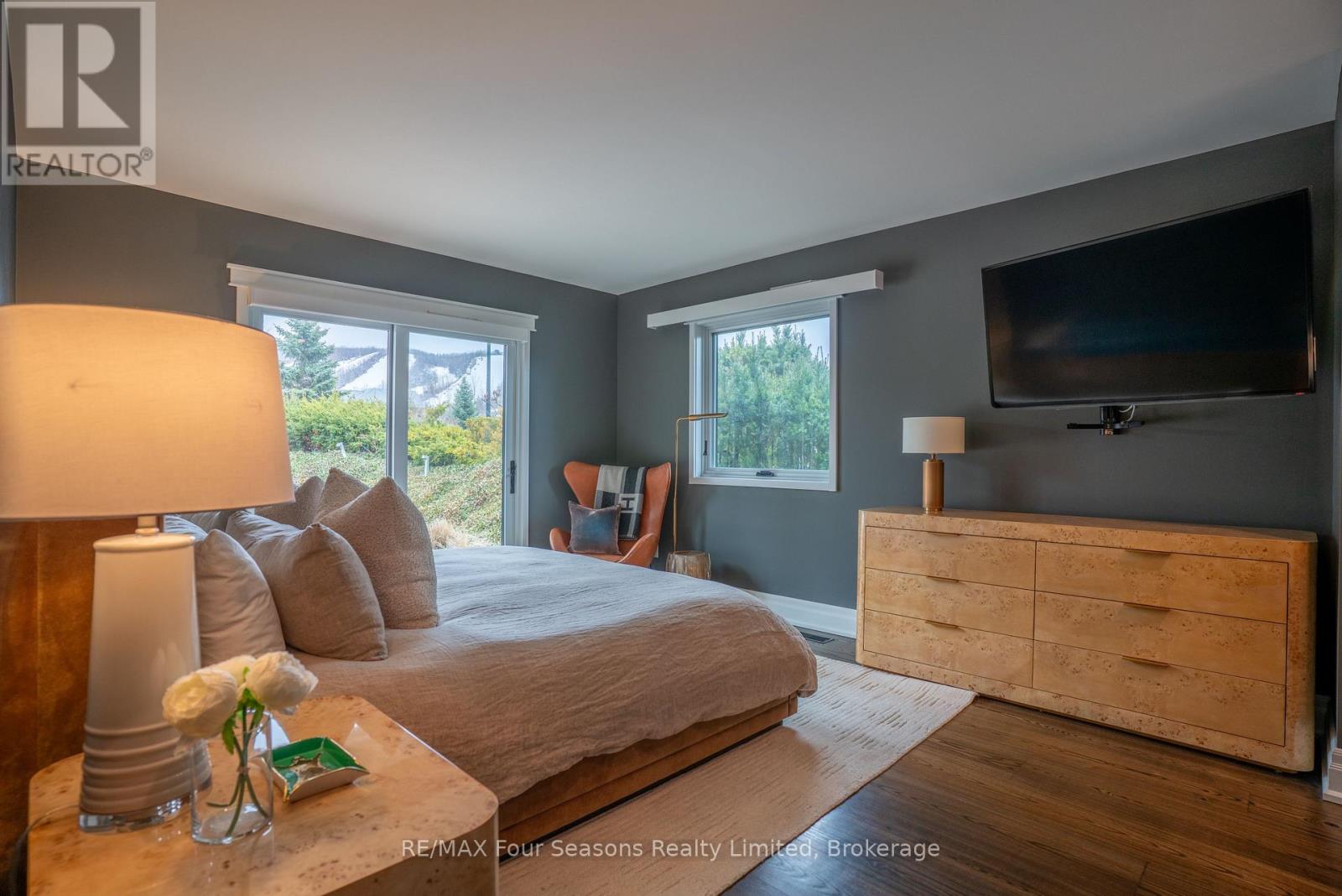 103 Cortina Crescent, Blue Mountains, Ontario  L9Y 0S9 - Photo 10 - X12956072