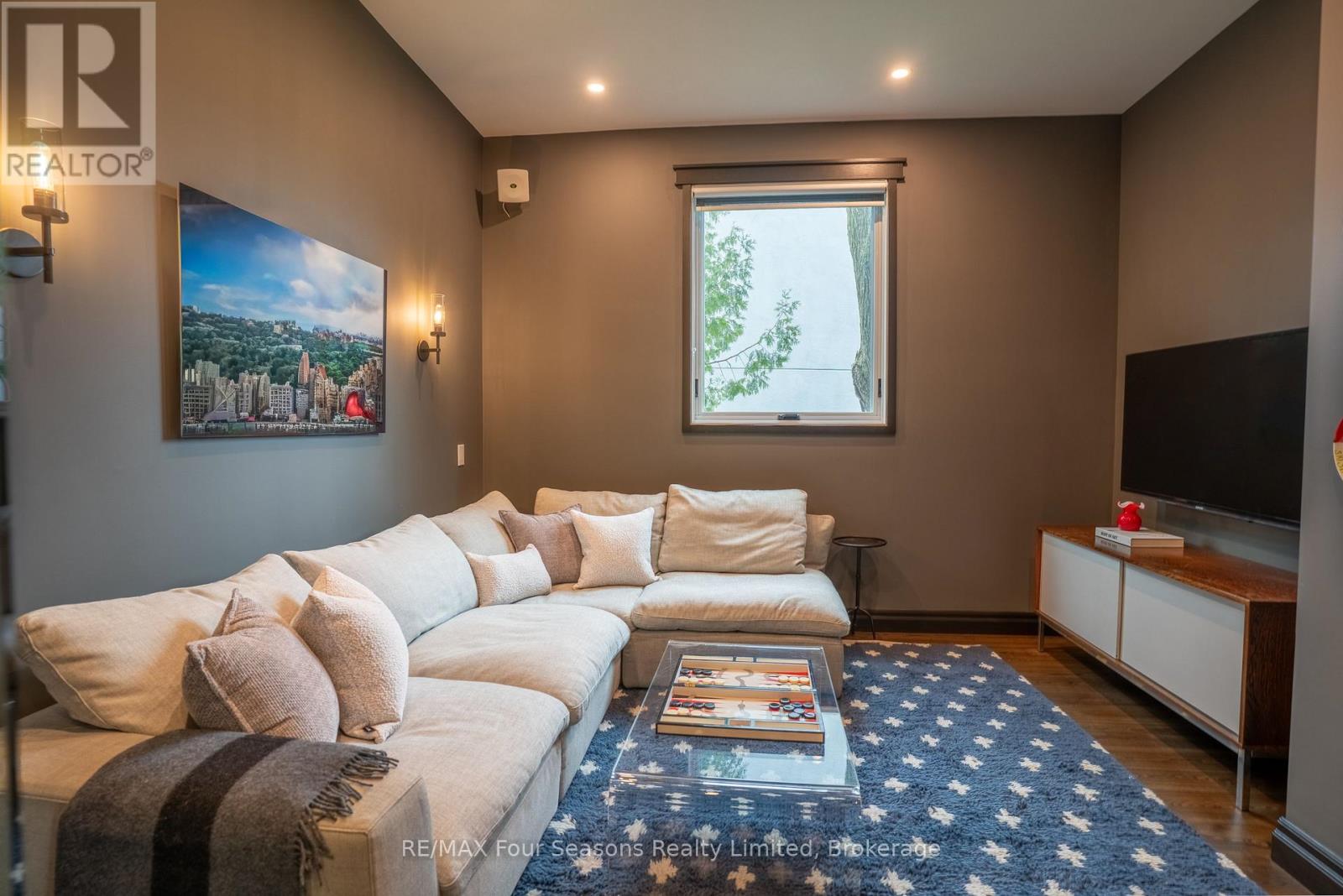 103 Cortina Crescent, Blue Mountains, Ontario  L9Y 0S9 - Photo 12 - X12956072