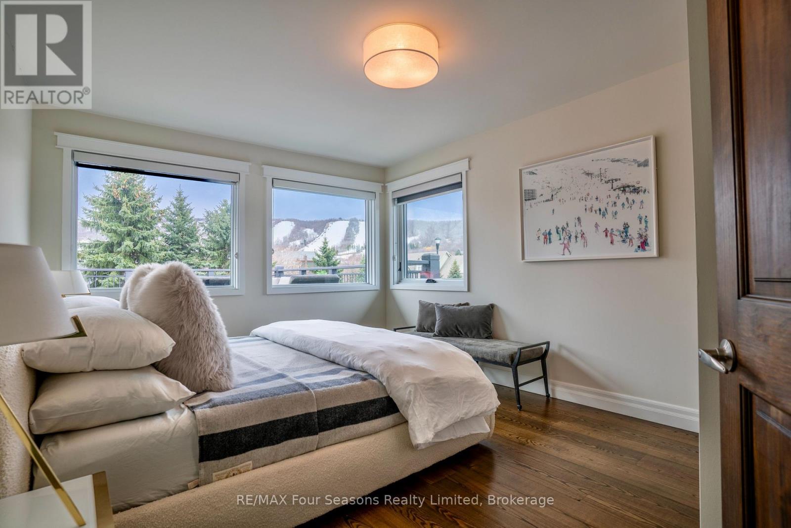 103 Cortina Crescent, Blue Mountains, Ontario  L9Y 0S9 - Photo 14 - X12956072