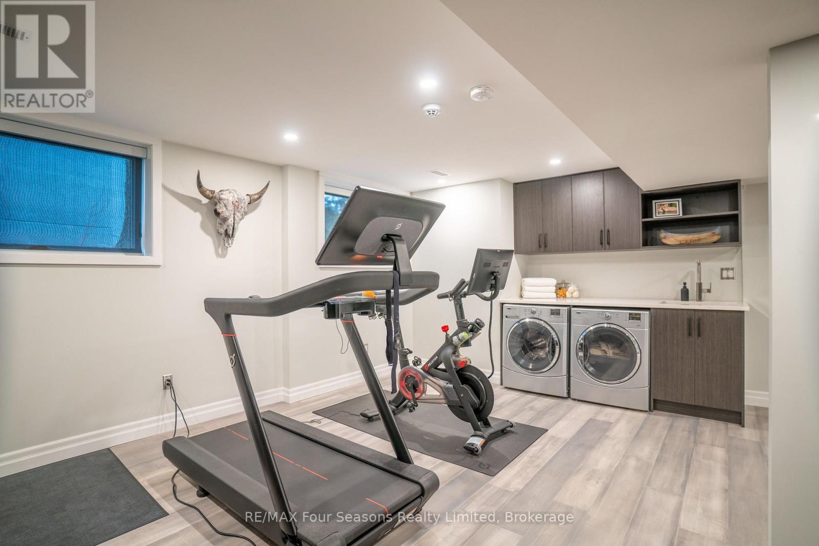 103 Cortina Crescent, Blue Mountains, Ontario  L9Y 0S9 - Photo 23 - X12956072