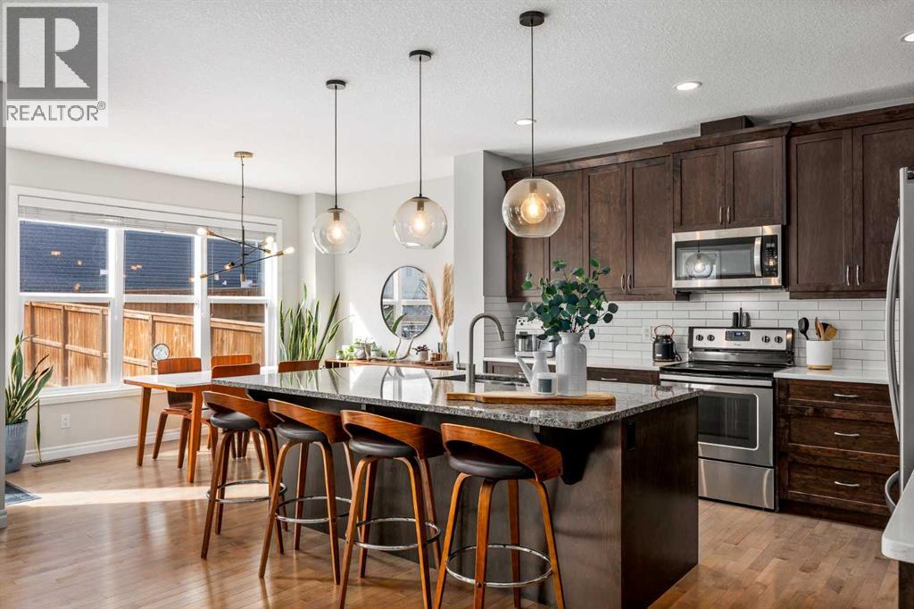 192 Nolanhurst Heights NW, Calgary, Alberta  T3R 1S6 - Photo 2 - A2292995