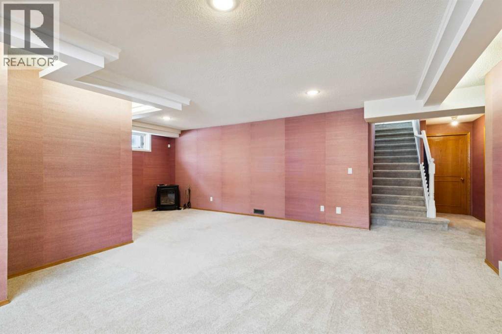 33 Pump Hill Landing SW, Calgary, Alberta  T2V 5C1 - Photo 30 - A2298133