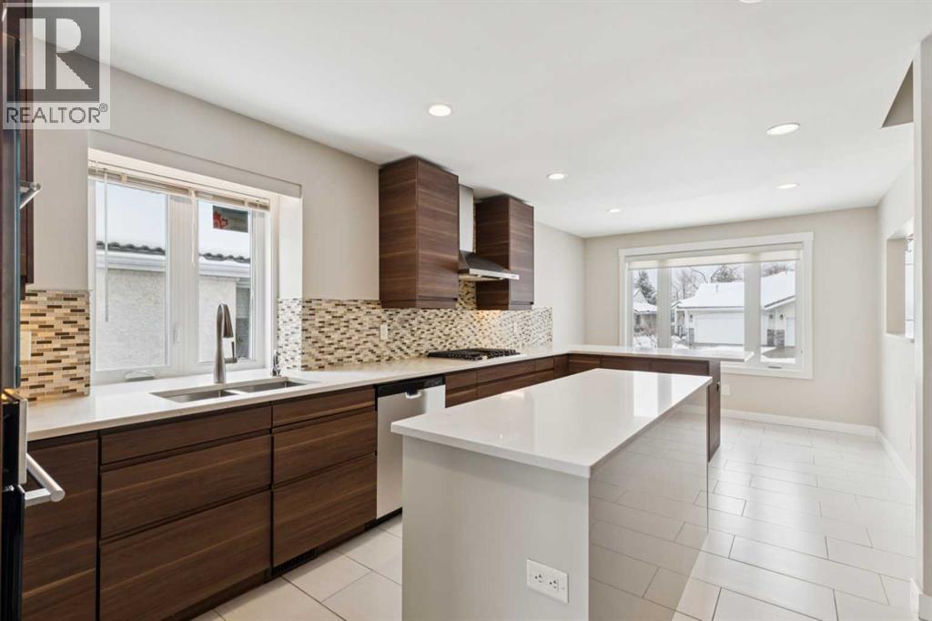 33 Pump Hill Landing SW, Calgary, Alberta  T2V 5C1 - Photo 12 - A2298133