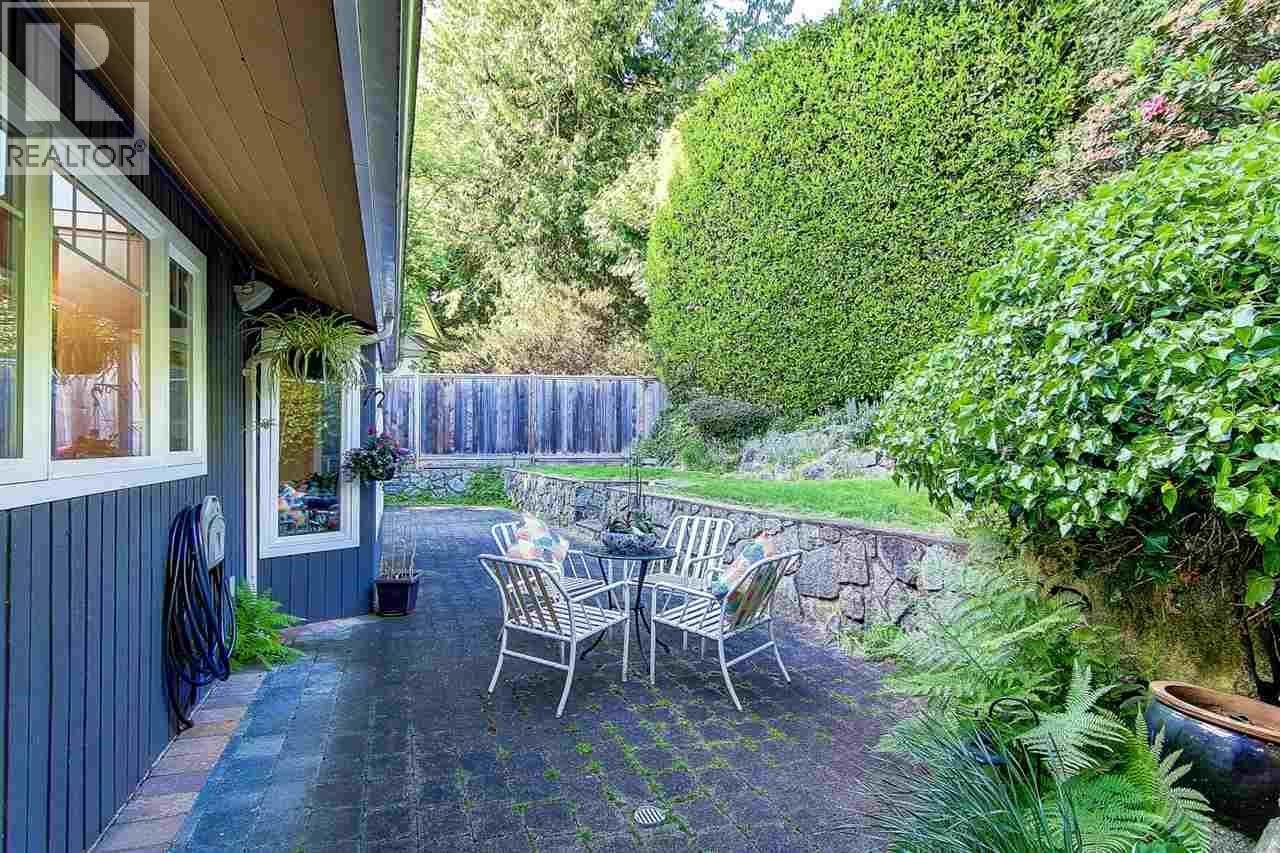 4730 Willow Creek Road, West Vancouver, British Columbia  V7W 1C4 - Photo 5 - R3106716