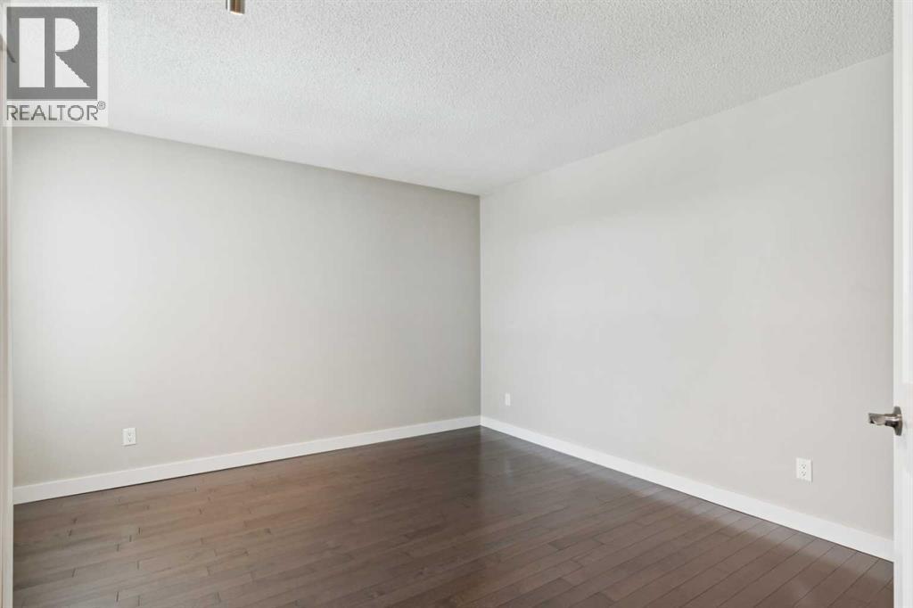 33 Pump Hill Landing SW, Calgary, Alberta  T2V 5C1 - Photo 24 - A2298133