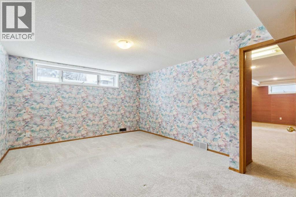 33 Pump Hill Landing SW, Calgary, Alberta  T2V 5C1 - Photo 33 - A2298133