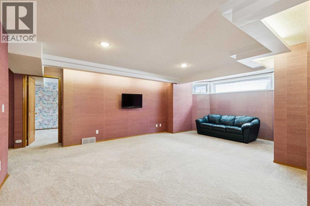 33 Pump Hill Landing SW, Calgary, Alberta  T2V 5C1 - Photo 29 - A2298133