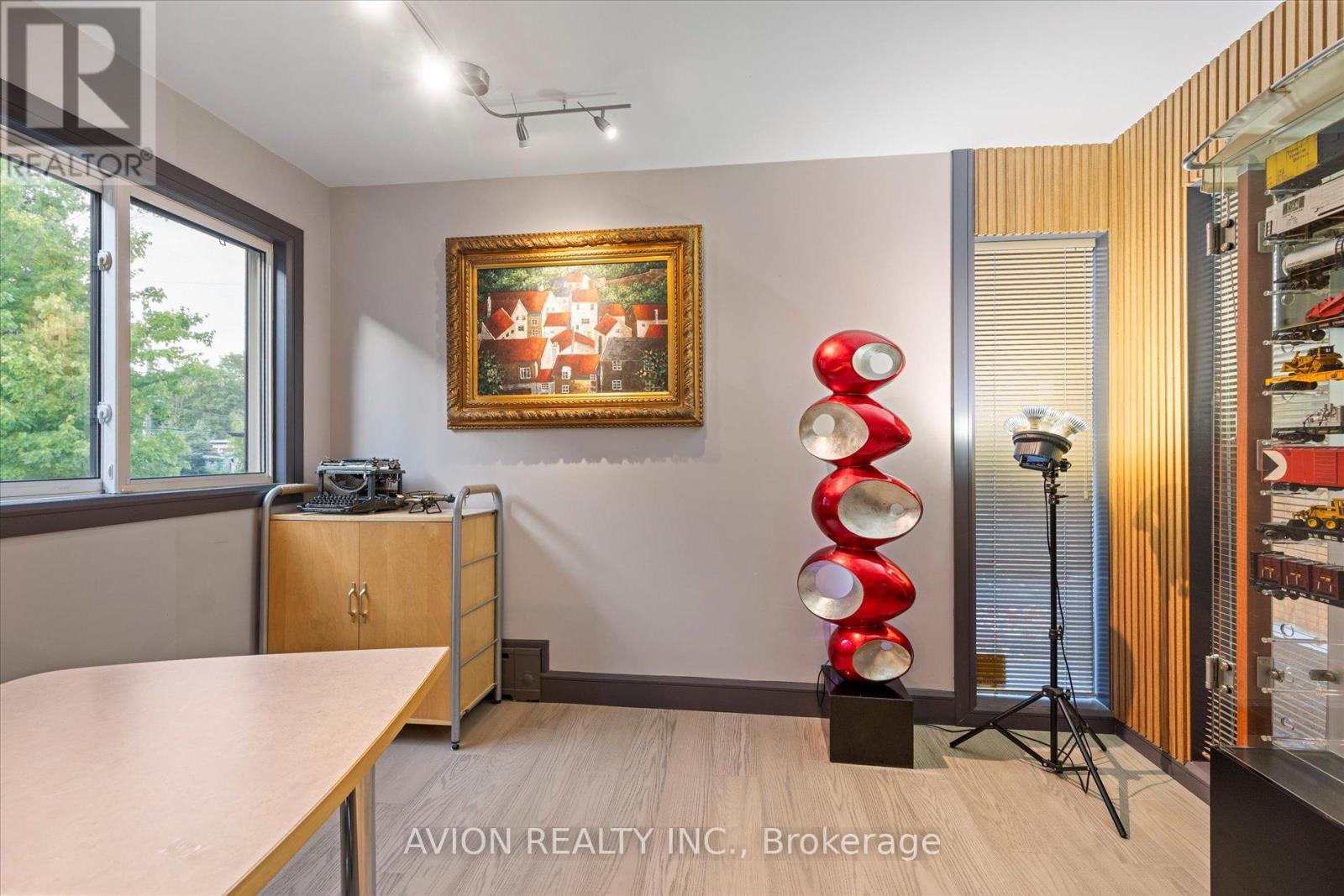 38 Purdon Drive, Toronto, Ontario  M3H 4X1 - Photo 8 - C12956078