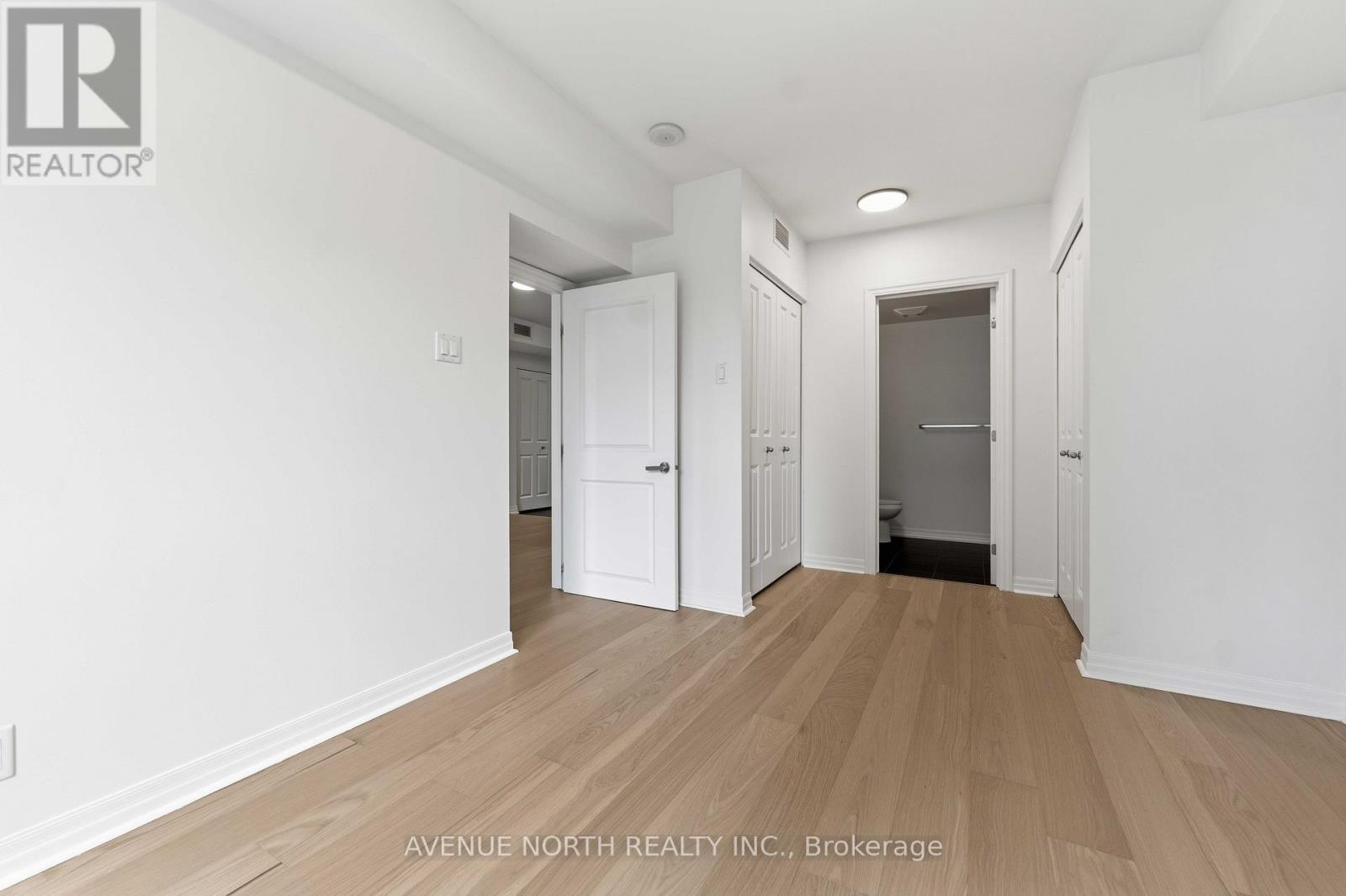 1102 - 242 Rideau Street, Ottawa, Ontario K1N 0B7 - Photo 16 - X12956066