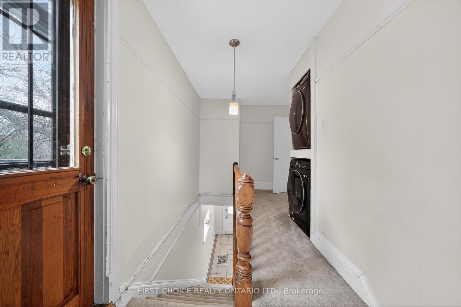 34 Gilmour Street, Ottawa, Ontario  K2P 0N3 - Photo 15 - X12956080