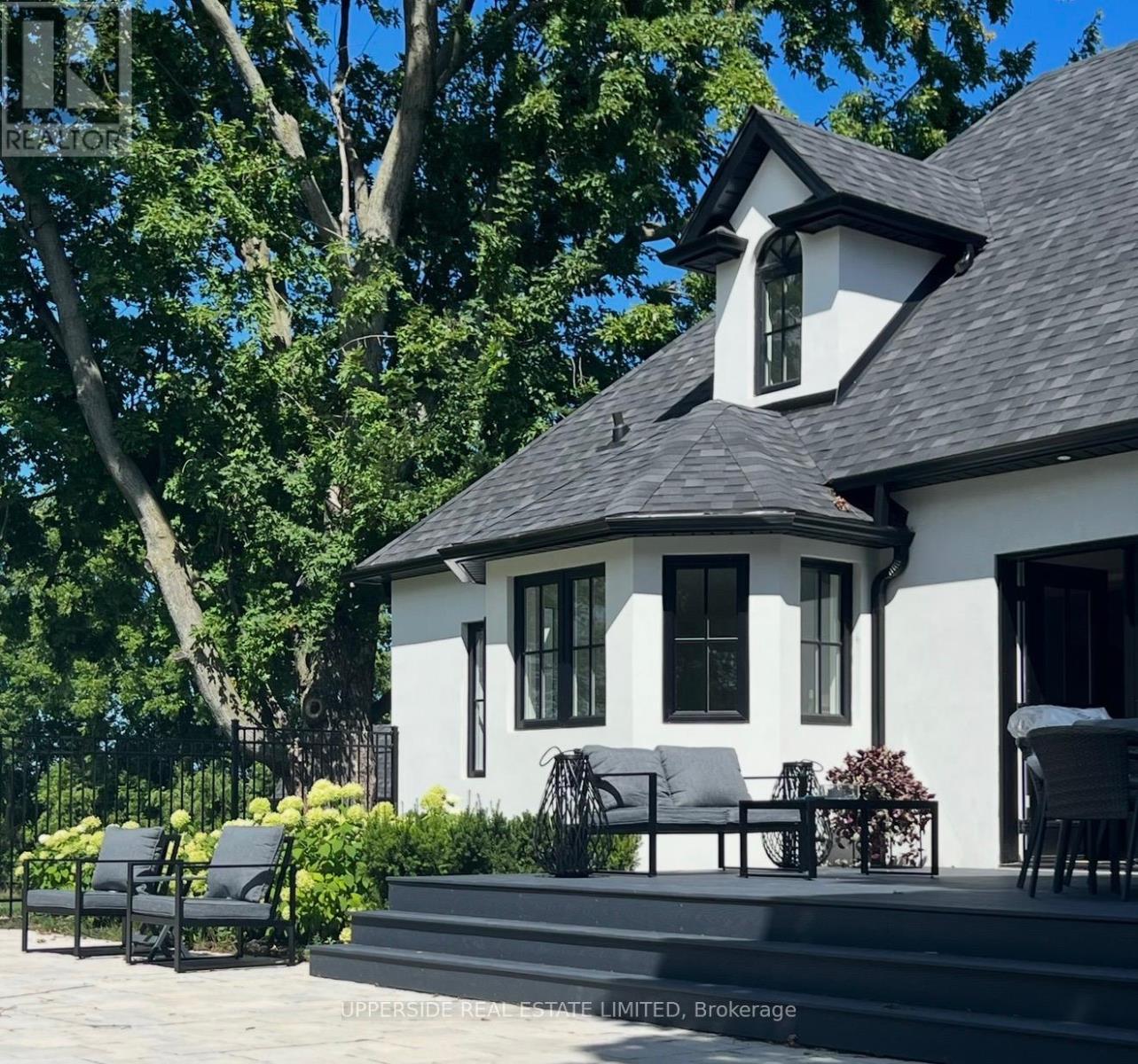 15886 Niagara Parkway, Niagara-On-The-Lake, Ontario  L0S 1J0 - Photo 11 - X12856994