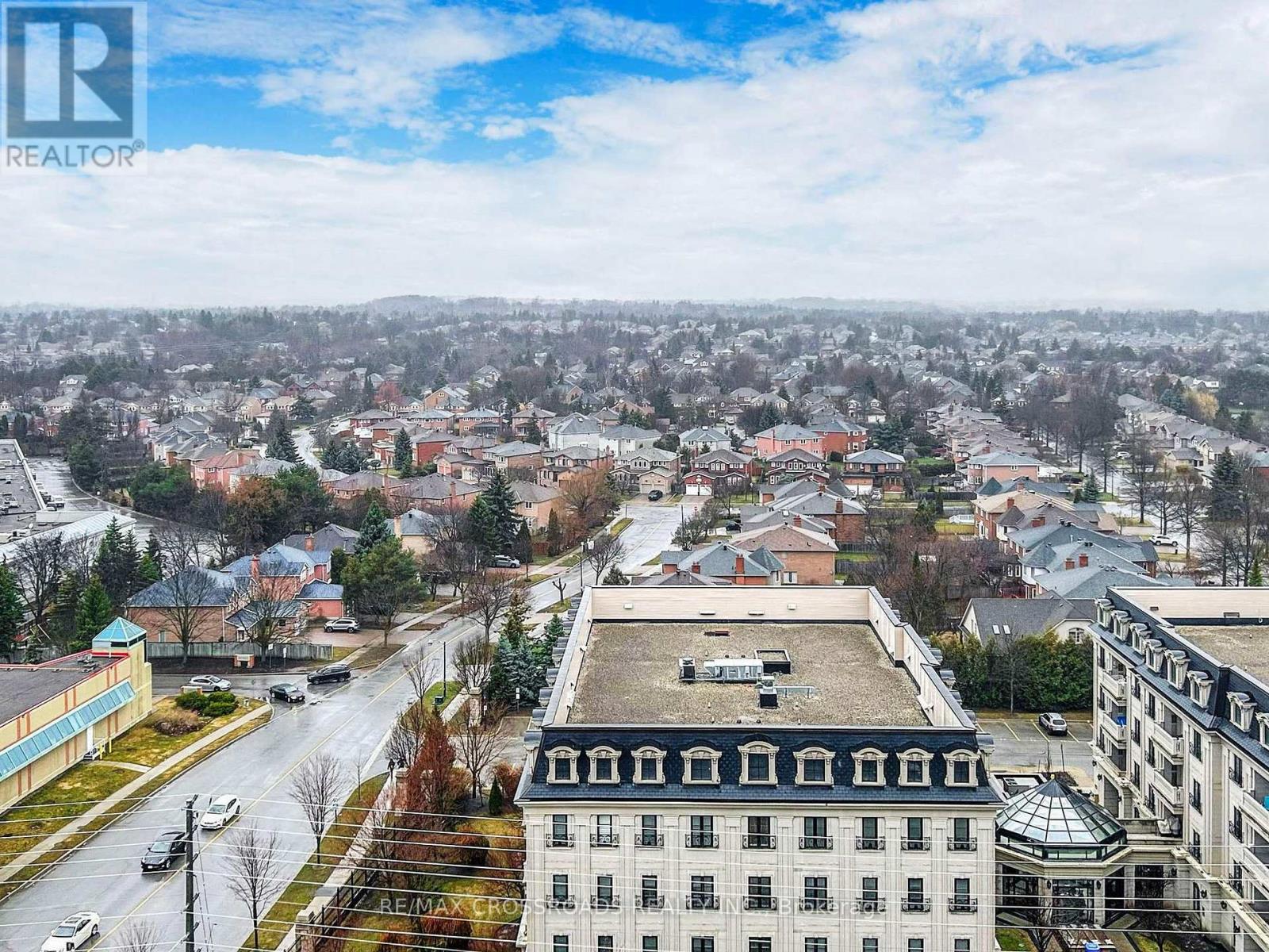 1710 - 38 Water Walk Drive, Markham, Ontario  L3R 6M8 - Photo 27 - N12956054