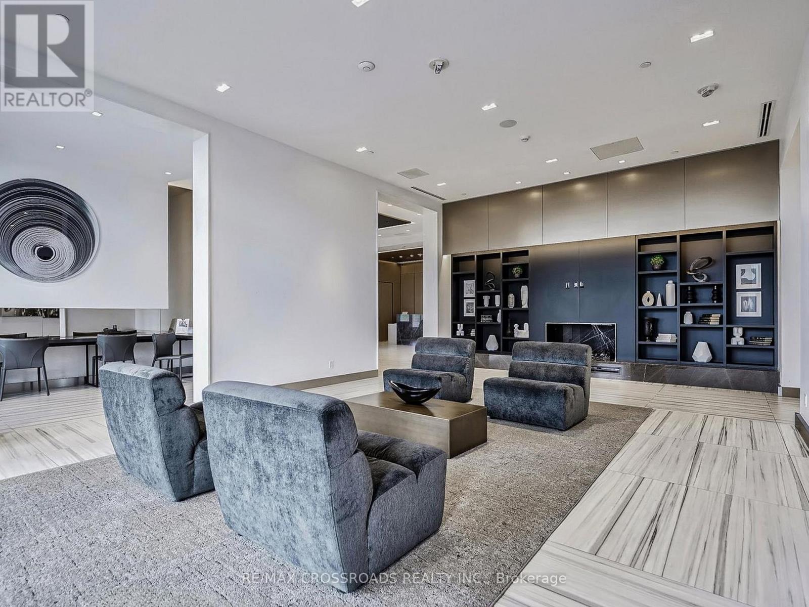 1710 - 38 Water Walk Drive, Markham, Ontario  L3R 6M8 - Photo 30 - N12956054