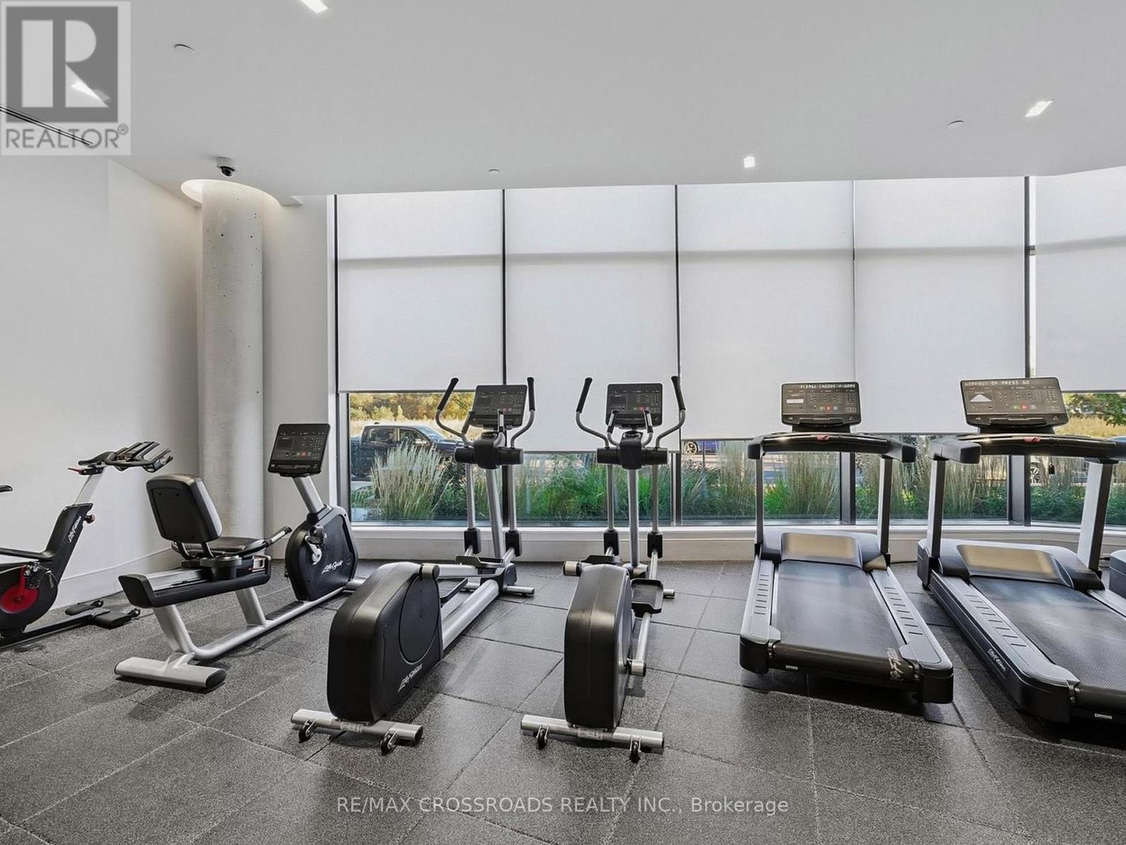 1710 - 38 Water Walk Drive, Markham, Ontario  L3R 6M8 - Photo 36 - N12956054