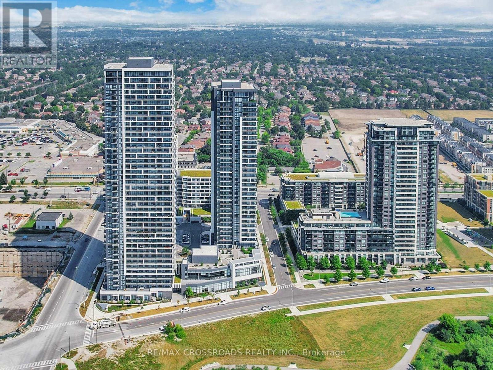 1710 - 38 Water Walk Drive, Markham, Ontario  L3R 6M8 - Photo 47 - N12956054