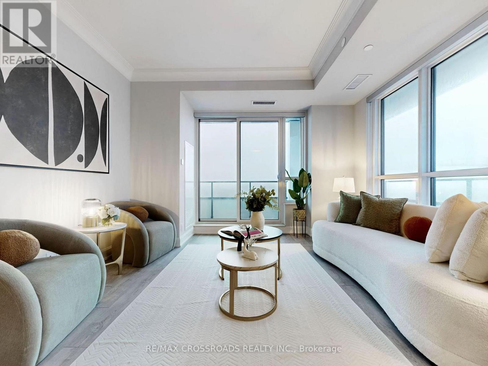 1710 - 38 Water Walk Drive, Markham, Ontario  L3R 6M8 - Photo 6 - N12956054