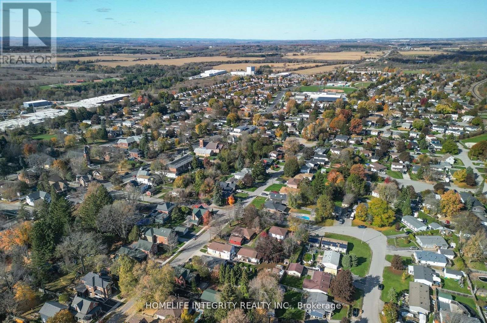 9 Greenaway Street, New Tecumseth, Ontario  L0G 1W0 - Photo 39 - N12956058