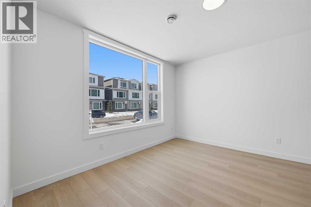 8814 48 Street Ne, Calgary, Alberta  T3J 5N8 - Photo 6 - A2284318