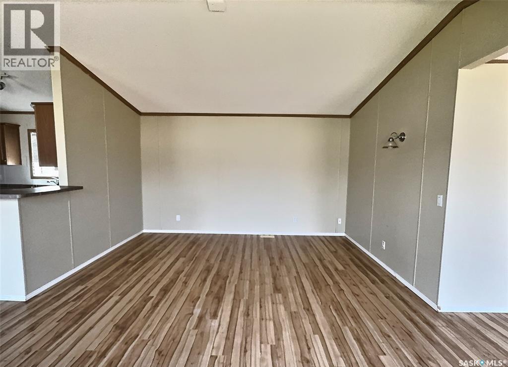 92 Foord Crescent, Macoun, Saskatchewan  S0C 1P0 - Photo 7 - SK032000