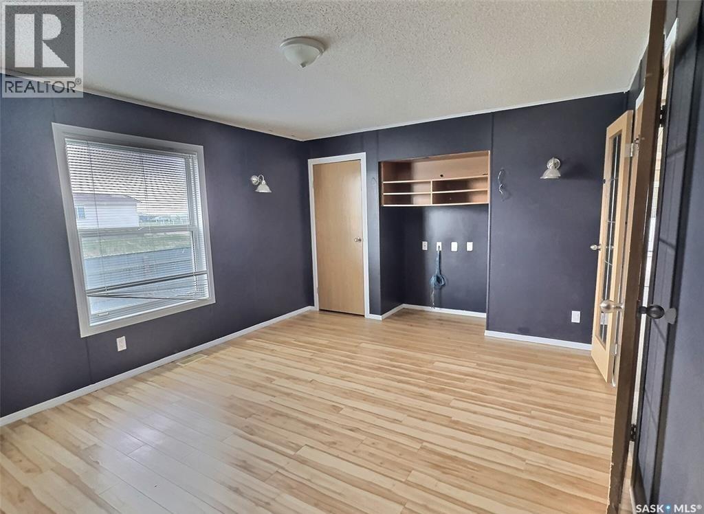 92 Foord Crescent, Macoun, Saskatchewan  S0C 1P0 - Photo 14 - SK032000