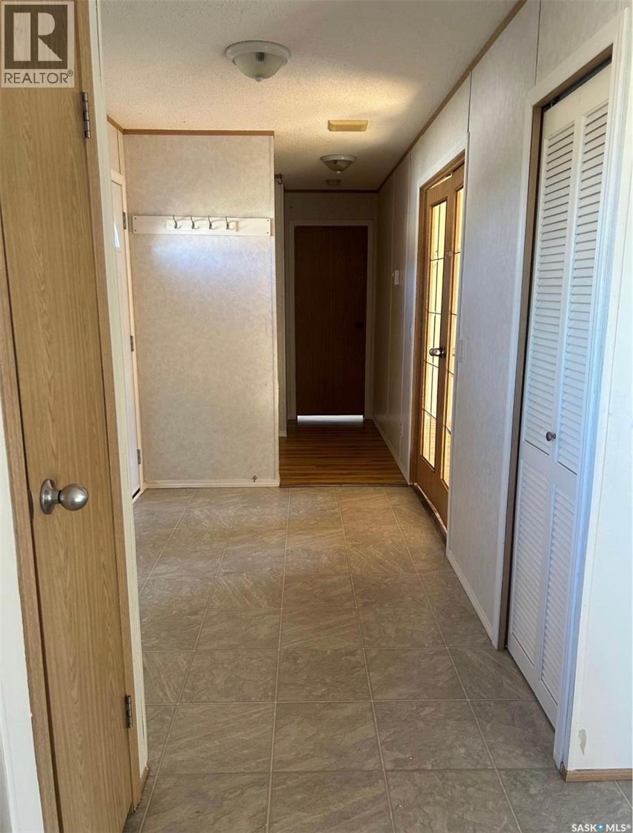 92 Foord Crescent, Macoun, Saskatchewan  S0C 1P0 - Photo 13 - SK032000