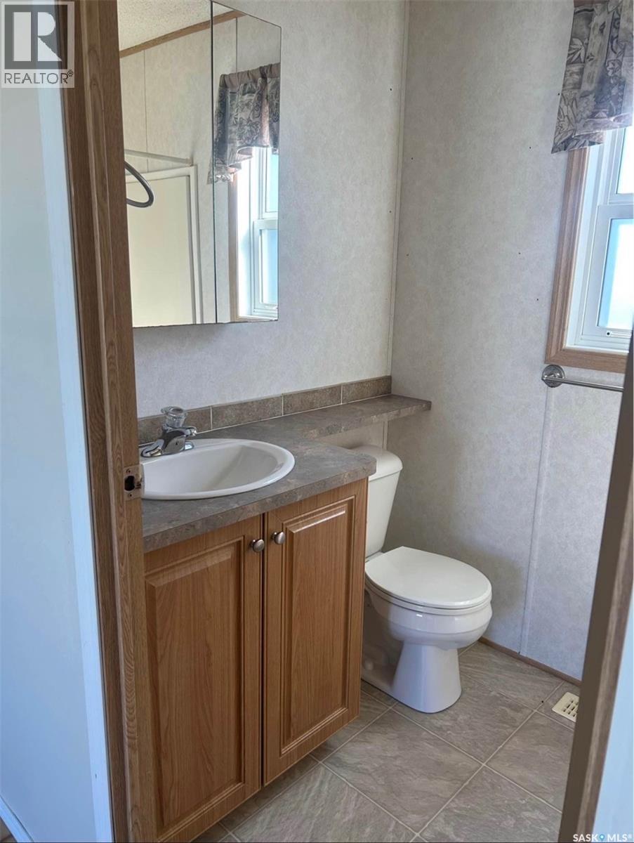 92 Foord Crescent, Macoun, Saskatchewan  S0C 1P0 - Photo 23 - SK032000