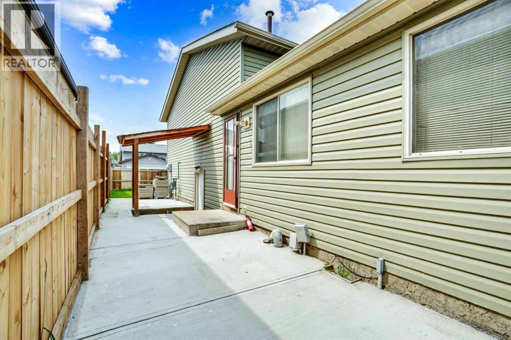 43 Falshire Close NE, Calgary, Alberta  T3J 3A2 - Photo 50 - A2290129