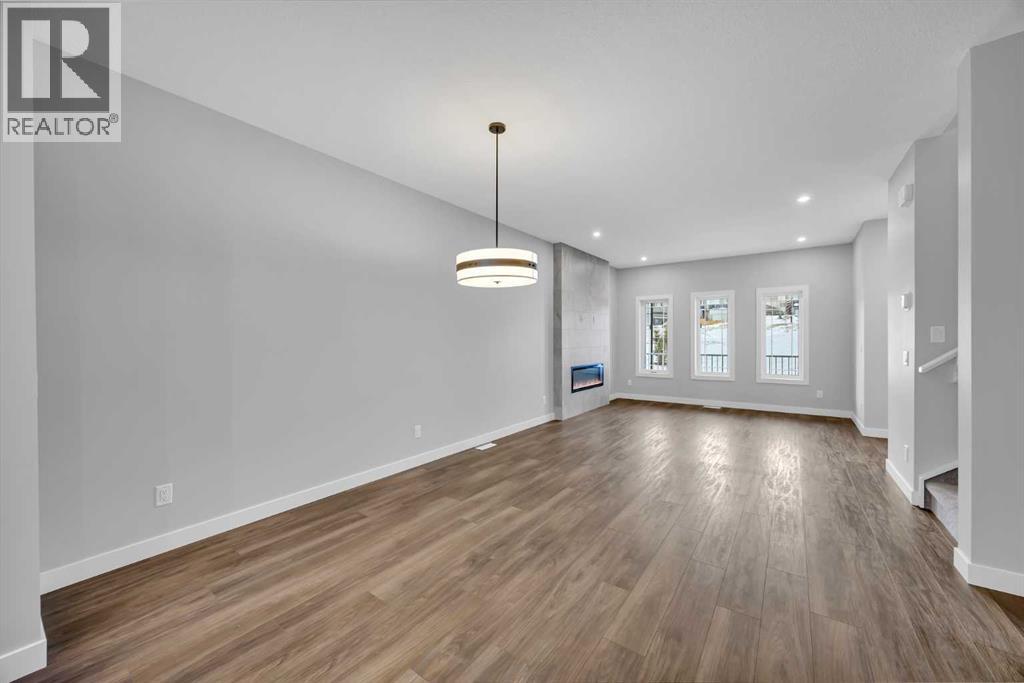 10 Versant Path SW, Calgary, Alberta  T2Y 0Z5 - Photo 9 - A2290819