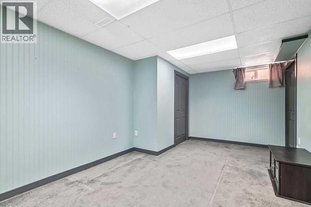 851 Mckenzie Drive SE, Calgary, Alberta  T2Z 1W3 - Photo 25 - A2291477