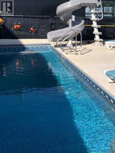 392 Rainbow Falls Way, Chestermere, Alberta  T1X 1S6 - Photo 11 - A2293151