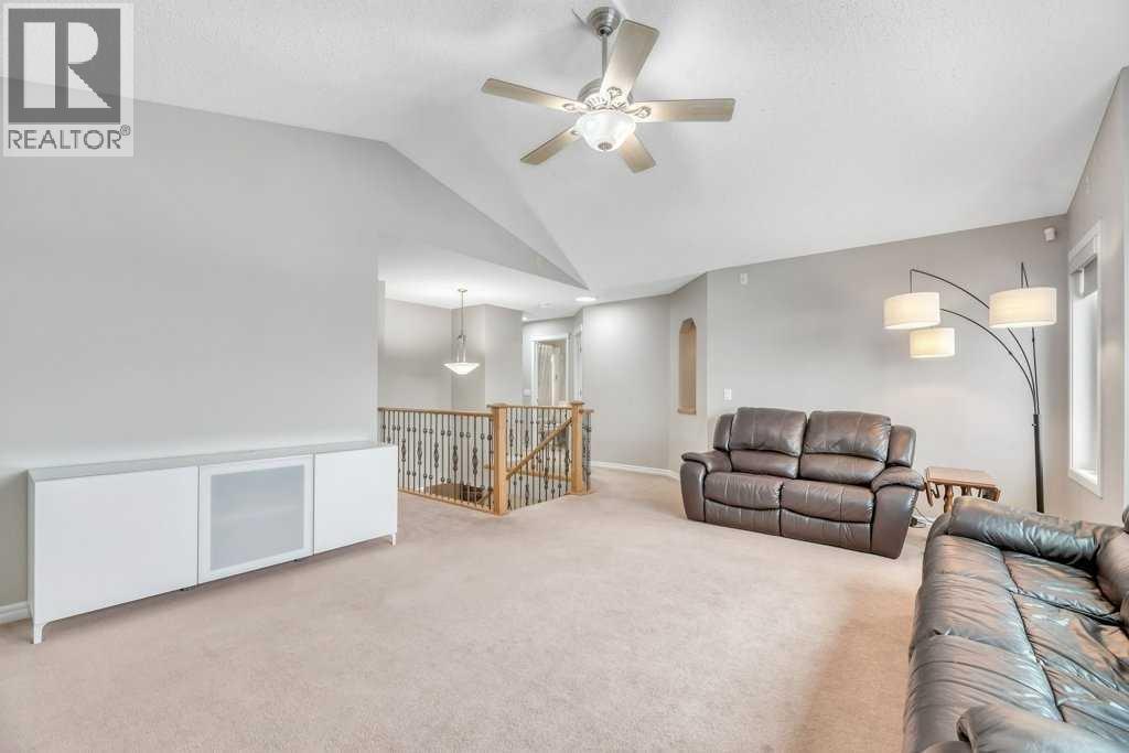 392 Rainbow Falls Way, Chestermere, Alberta  T1X 1S6 - Photo 37 - A2293151