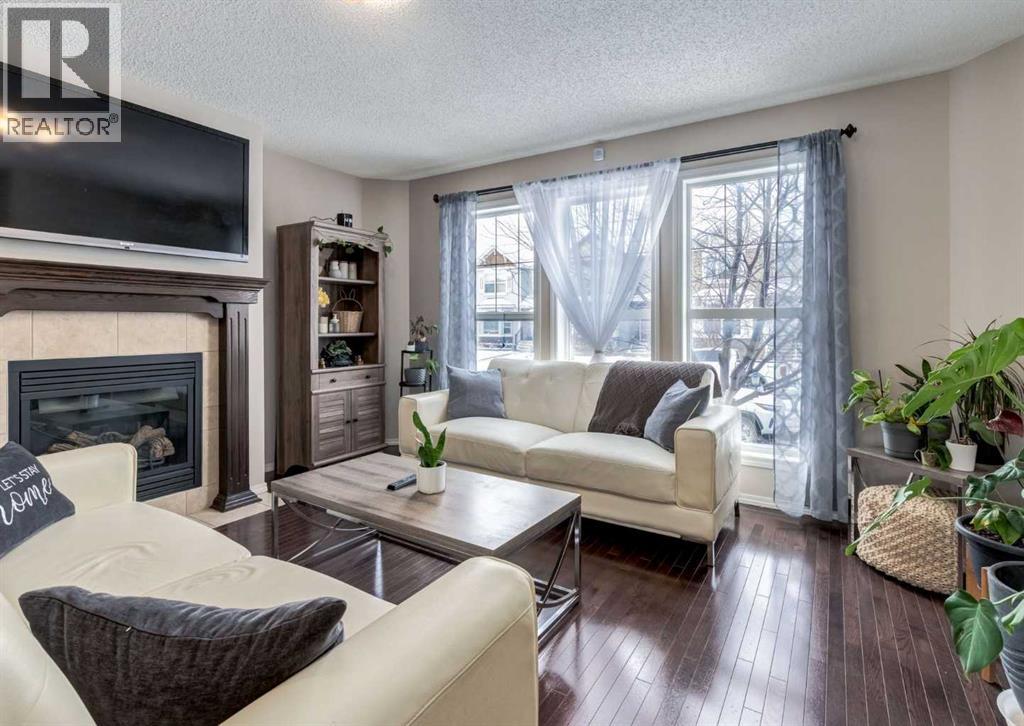 38 Autumn Crescent SE, Calgary, Alberta  T3M 0H6 - Photo 3 - A2298774