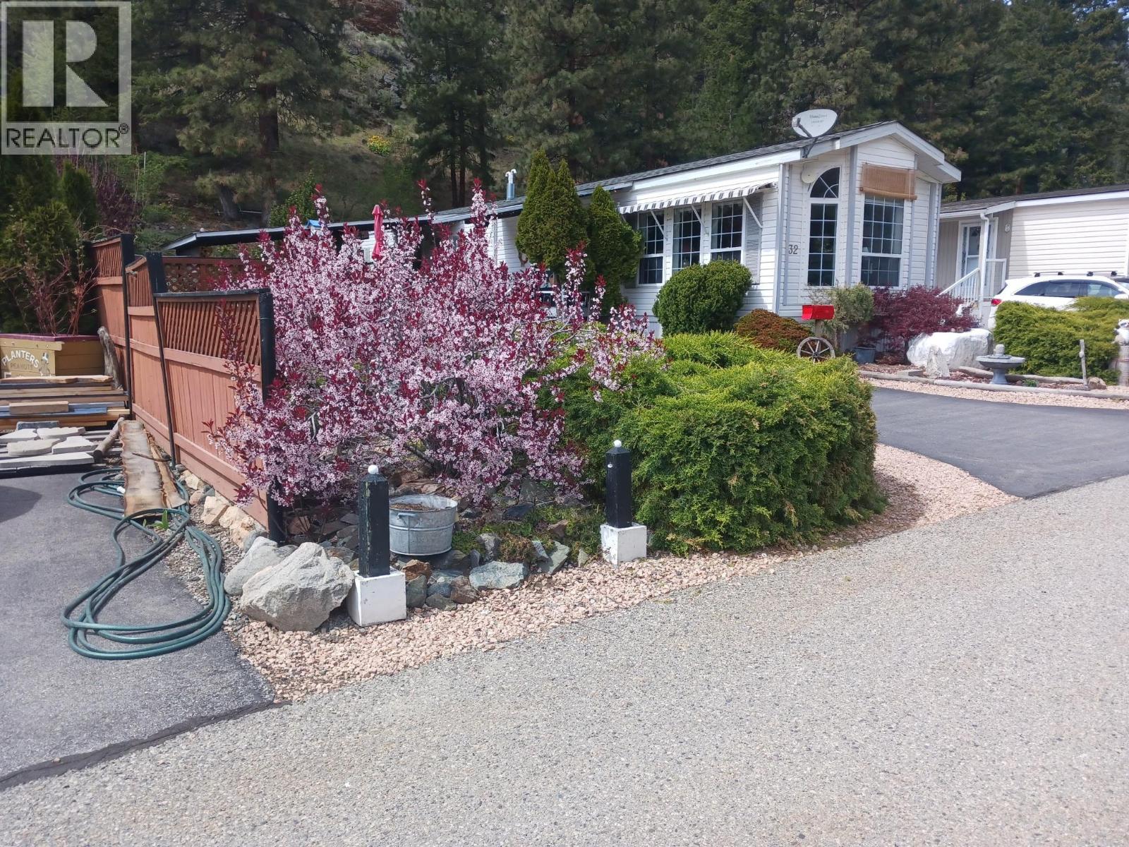 1292 Highway 3a Unit# 32, Keremeos, British Columbia  V0X 1N4 - Photo 38 - 10382009