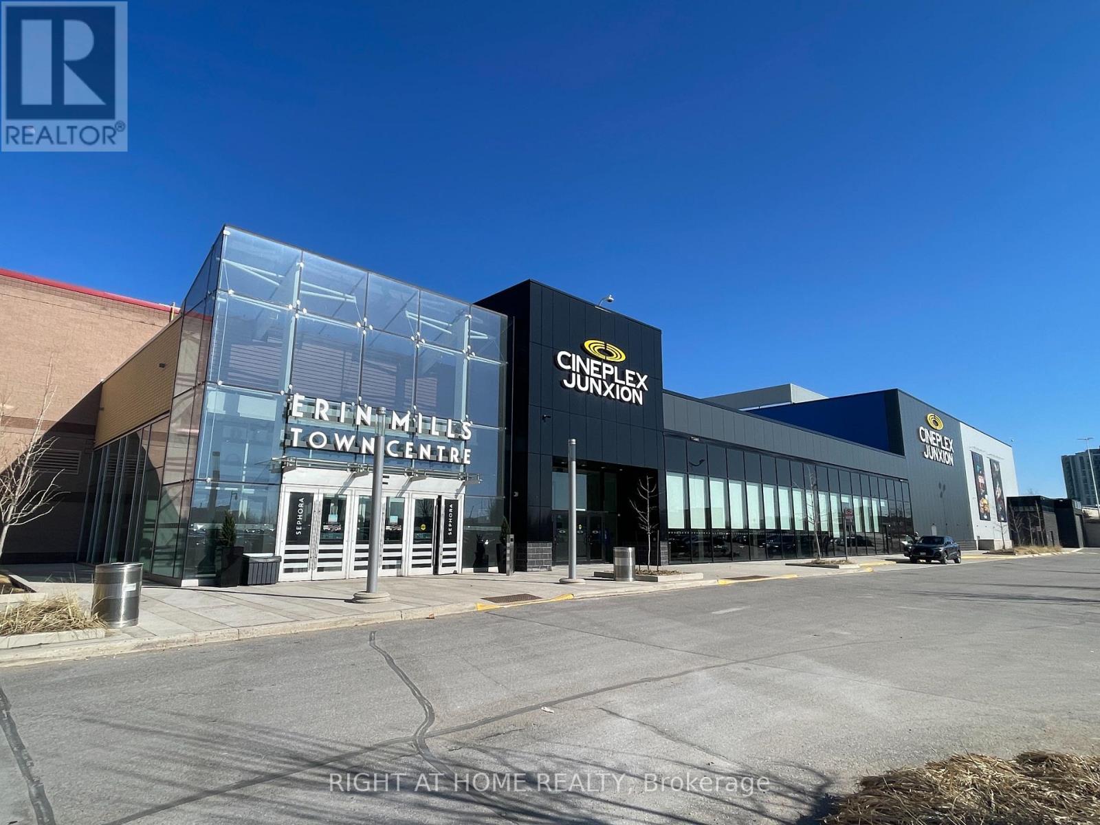 2623 Charlotte Court, Mississauga, Ontario  L5M 5E6 - Photo 42 - W12955162