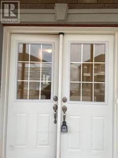 11 Copeman Avenue, Brantford, Ontario  N3V 0B3 - Photo 3 - X12808976