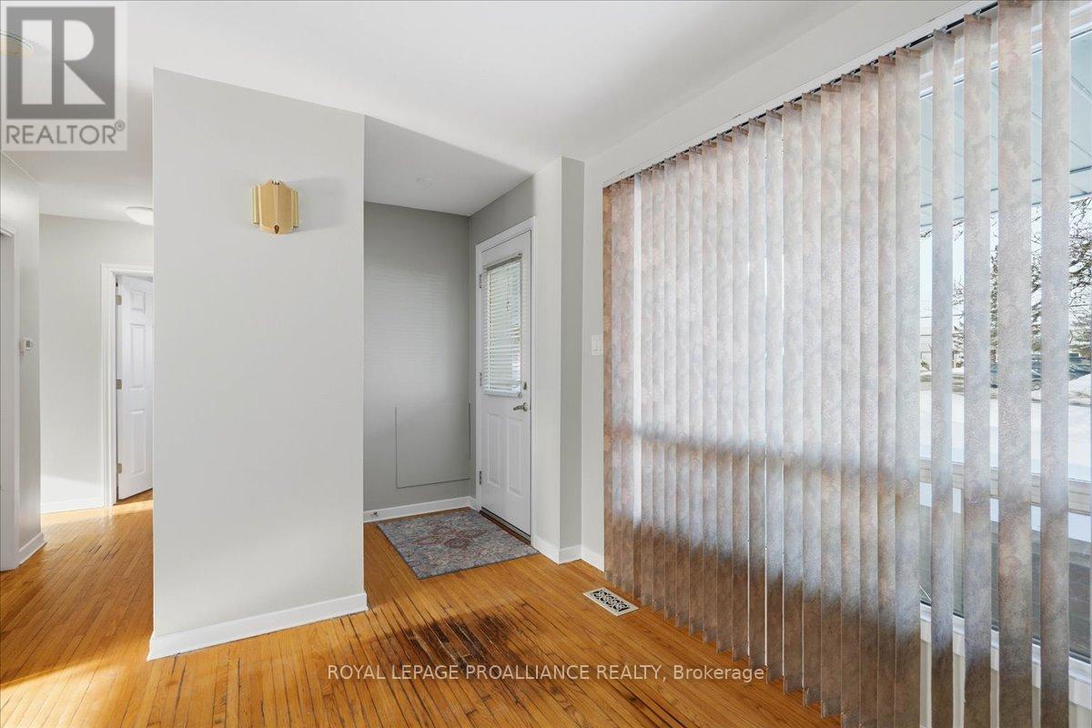 127 Aikins Road, Quinte West, Ontario  K8N 4Z2 - Photo 5 - X12822220