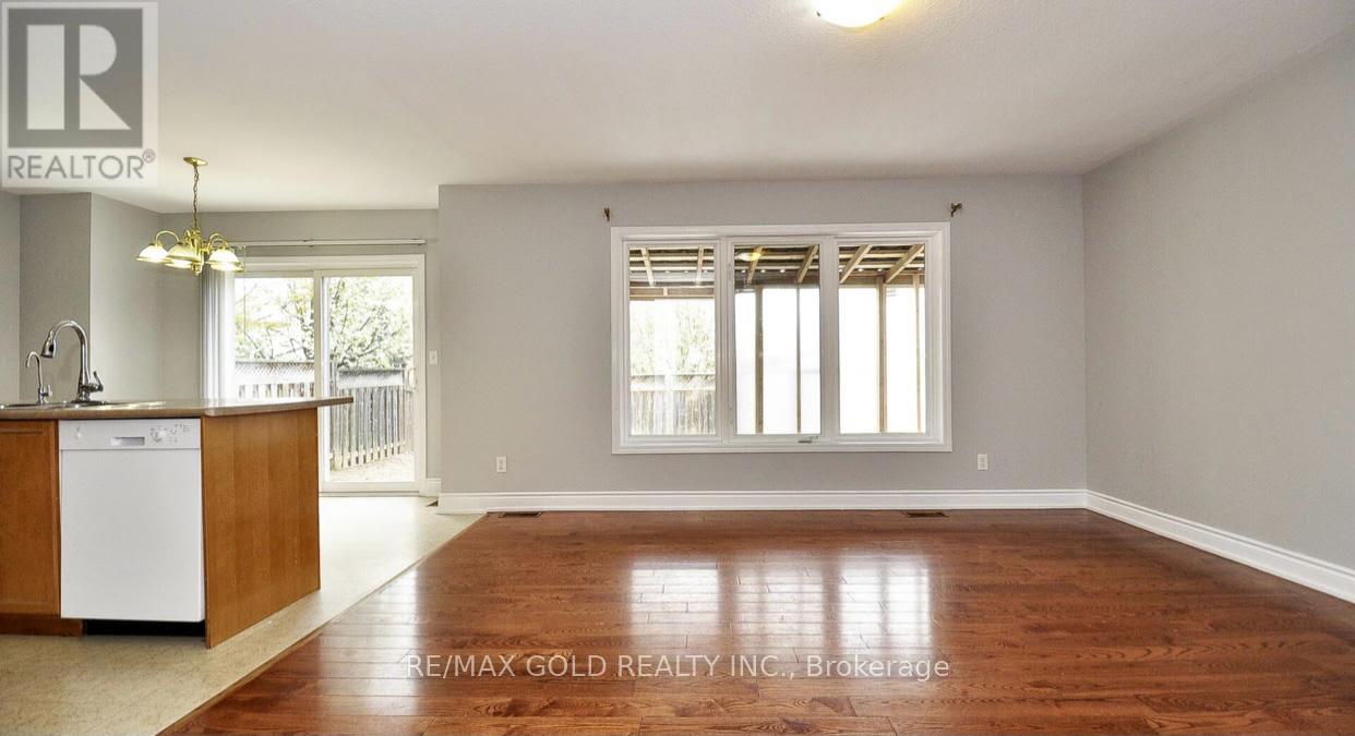 59 Baintree Way, Cambridge, Ontario  N1T 2H3 - Photo 4 - X12921900