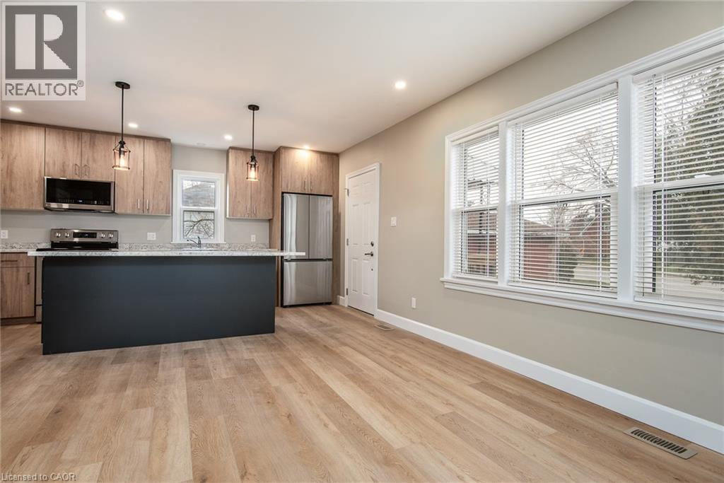 525 Courtland Avenue E, Kitchener, Ontario  N2G 2W9 - Photo 14 - 40815976