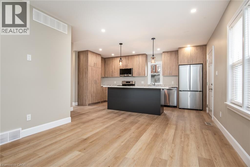 525 Courtland Avenue E, Kitchener, Ontario  N2G 2W9 - Photo 15 - 40815976