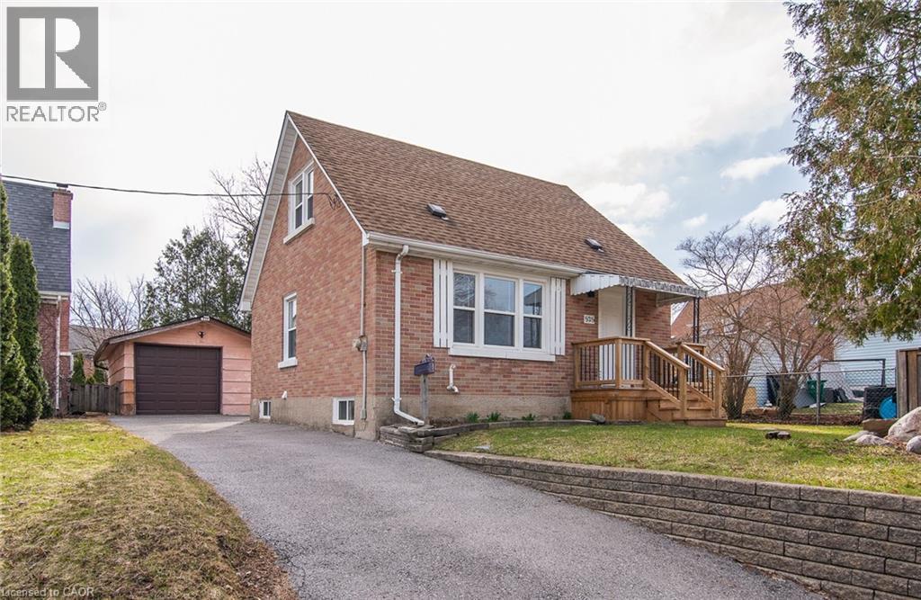 525 Courtland Avenue E, Kitchener, Ontario  N2G 2W9 - Photo 2 - 40815976