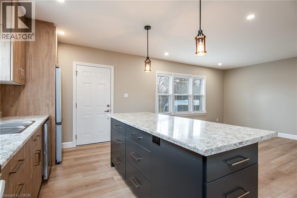 525 Courtland Avenue E, Kitchener, Ontario  N2G 2W9 - Photo 23 - 40815976