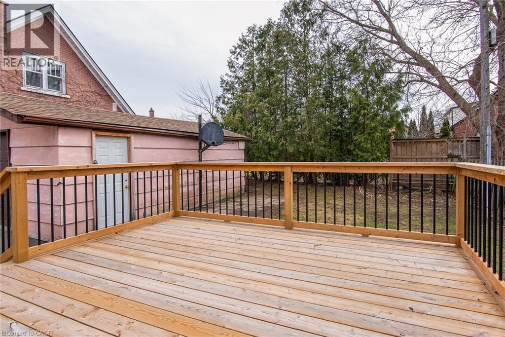 525 Courtland Avenue E, Kitchener, Ontario  N2G 2W9 - Photo 6 - 40815976