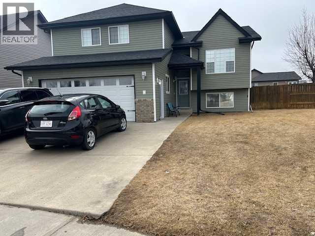 11 Upland Bay W, Brooks, Alberta  T1R 1N1 - Photo 2 - A2288677